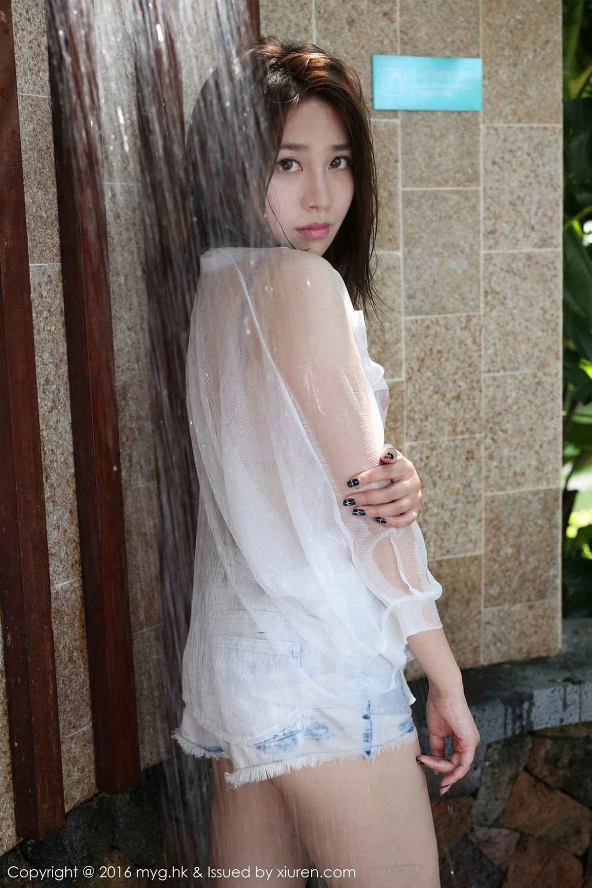 Xrmnw.Com[MyGirl美媛馆]Vol.223_嫩模许诺Sabrina牛仔热裤性感内衣楚楚可人迷人写真53P