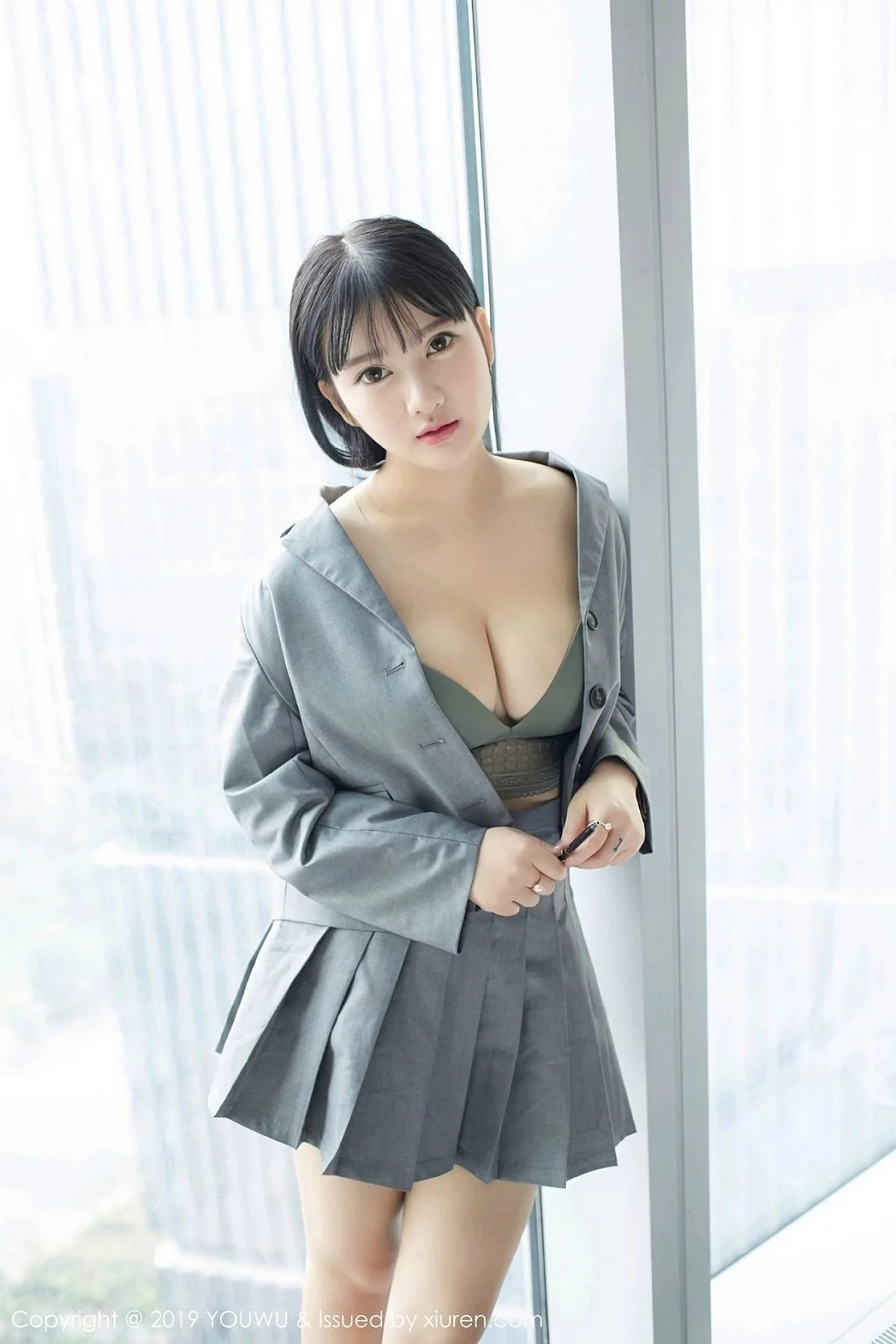 Xrmnw.Com[YouWu尤物馆]Vol.138_巨乳嫩模小尤奈私房黑色高叉连体内衣秀傲人豪乳诱惑写真59P