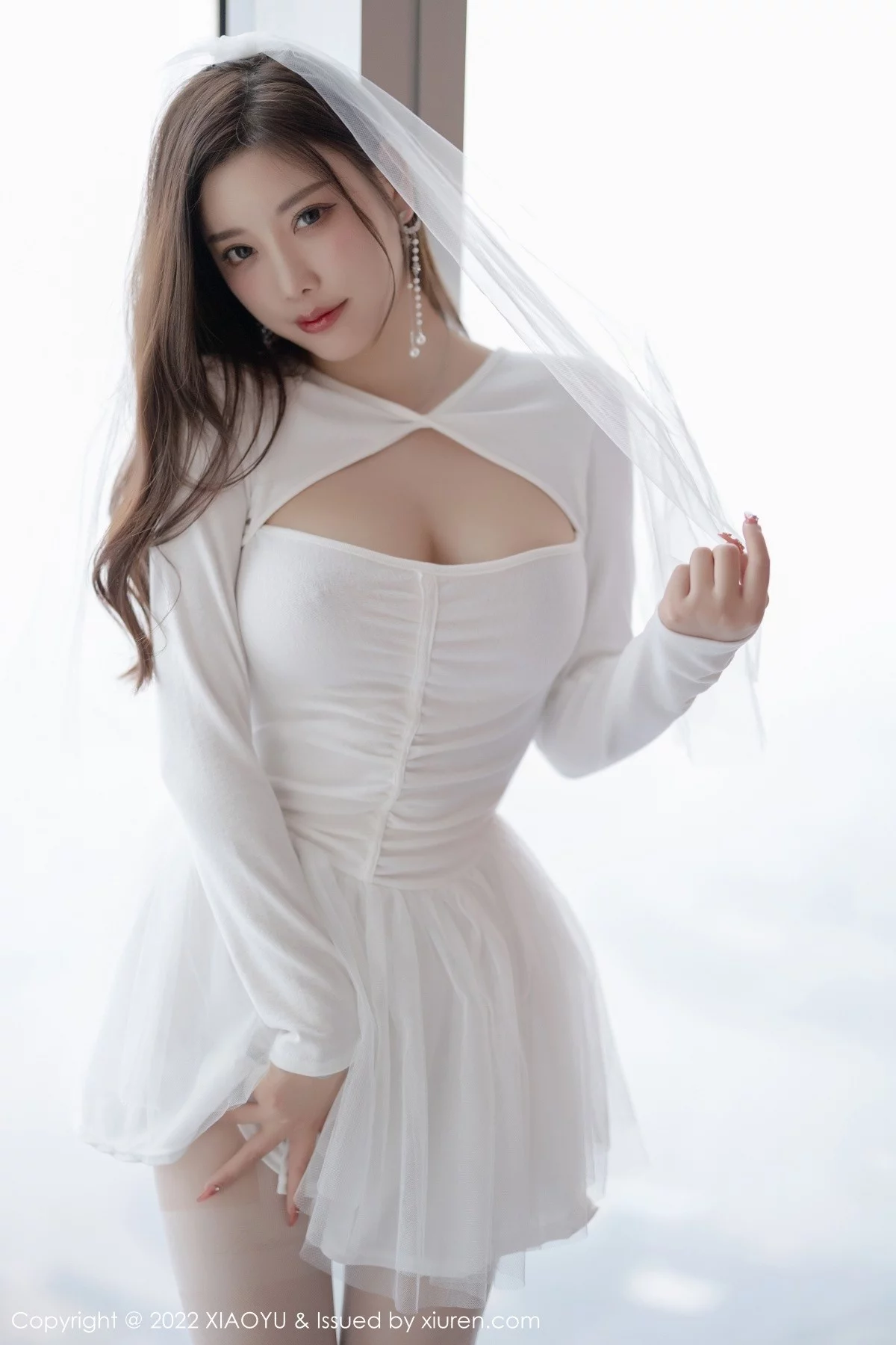 Xrmnw.Com[XiaoYu画语界]Vol.739_女神杨晨晨Yome性感白色婚纱配白丝袜秀完美身材惹火诱惑写真72P