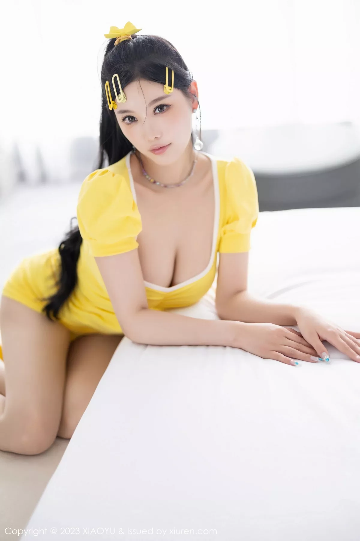 Xrmnw.Com[XiaoYu画语界]Vol.1126_女神杨晨晨Yome性感黄色连衣短裙配白丝袜秀丰腴身材诱惑写真90P