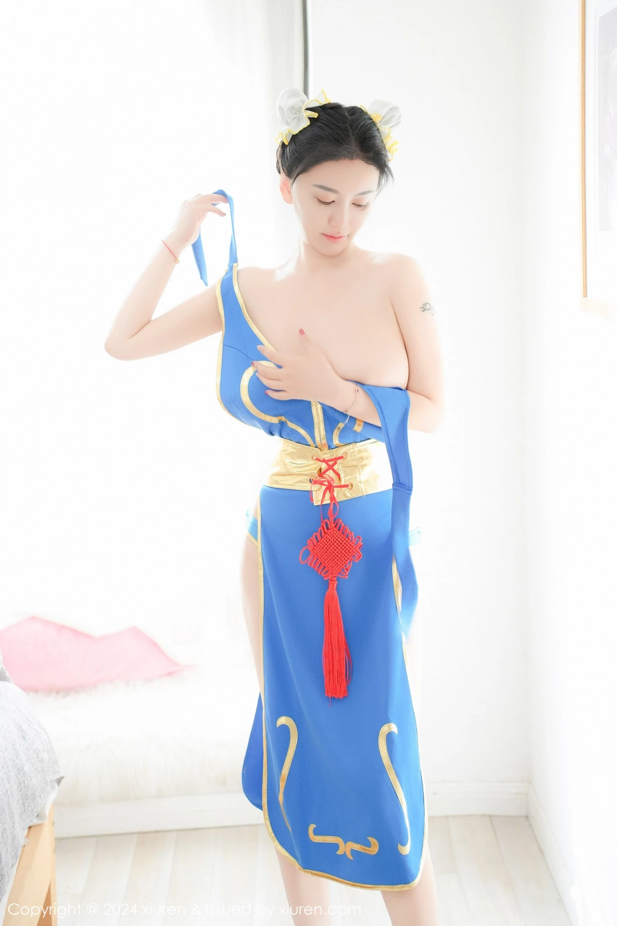 Xrmnw.Com[XiuRen秀人网]No.9252_模特雅茹老师性感蓝色COSPLAY服饰秀白嫩柔美身姿诱惑写真61P