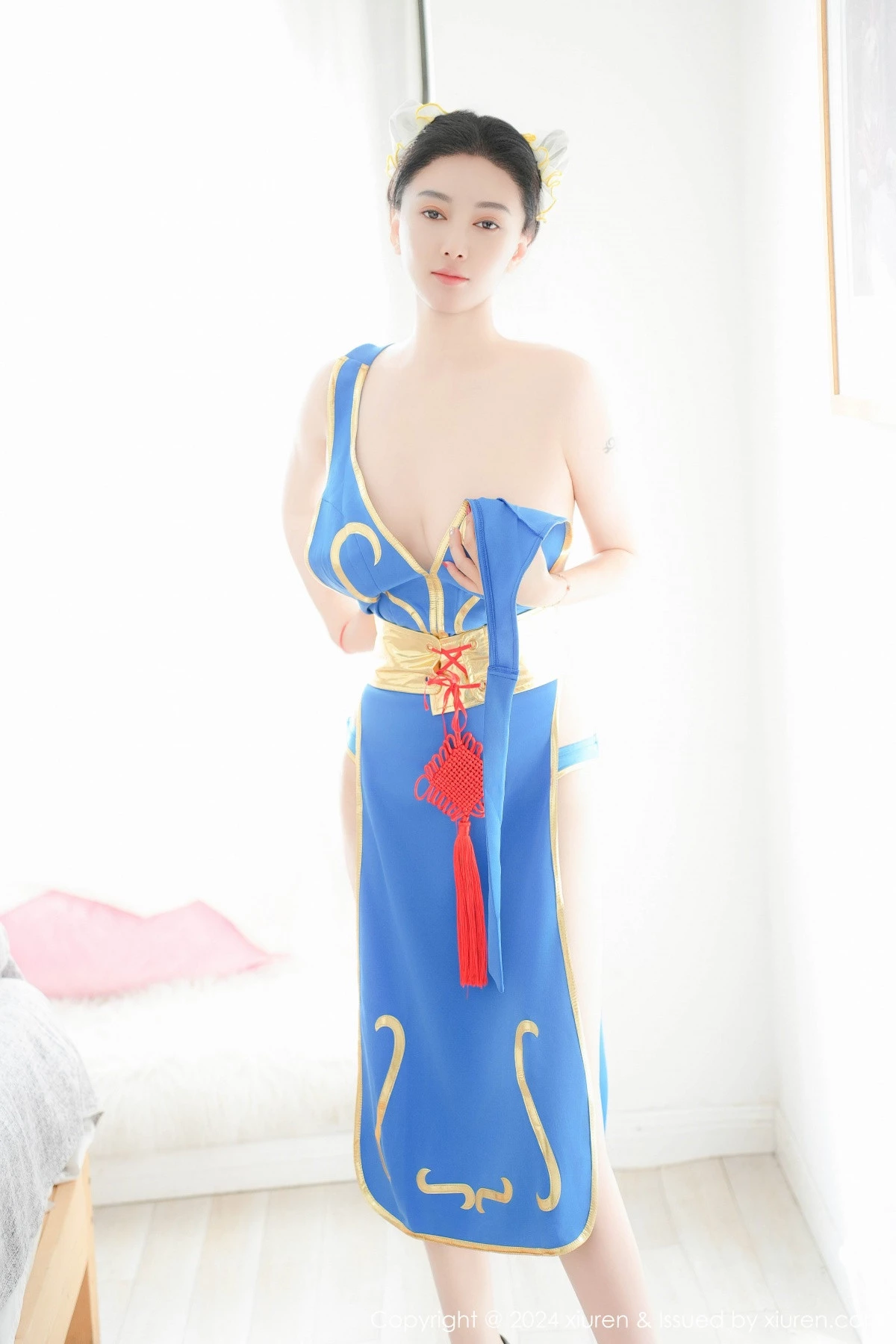 Xrmnw.Com[XiuRen秀人网]No.9252_模特雅茹老师性感蓝色COSPLAY服饰秀白嫩柔美身姿诱惑写真61P